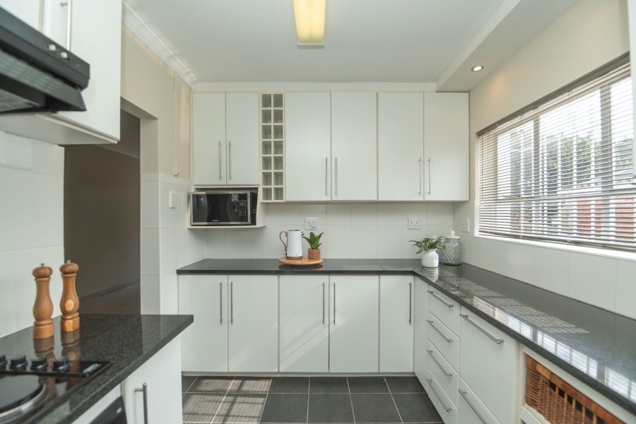 3 Bedroom Property for Sale in Charlo Eastern Cape